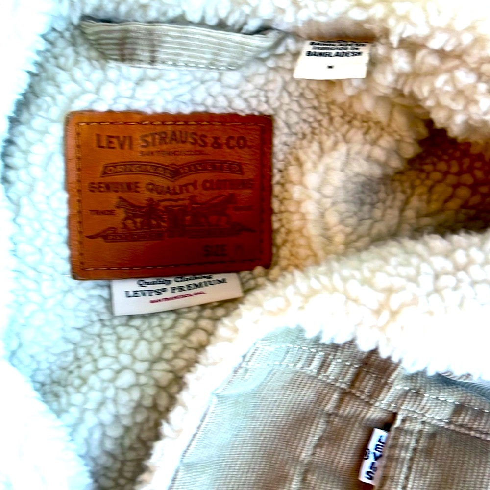 Levi Strauss Jacket - Picture 2 of 5